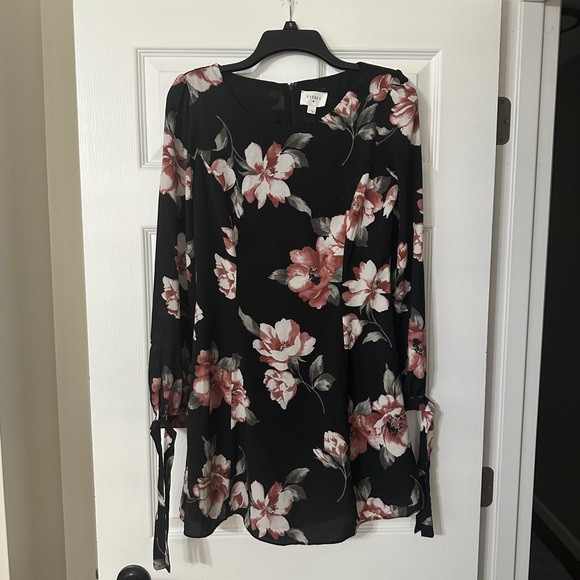 Everly Black Floral Mini Dress Long Sleeve S - Picture 3 of 8